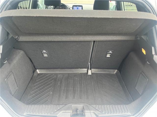 Ford Fiesta image 5