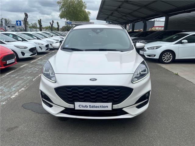 Ford Kuga image 2