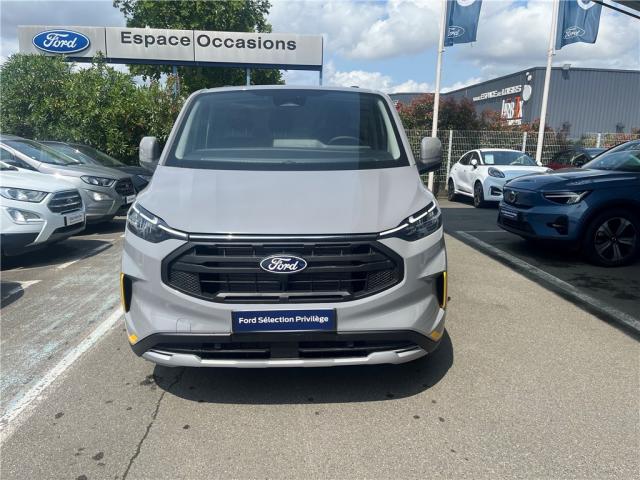 Ford Transit Custom image 8