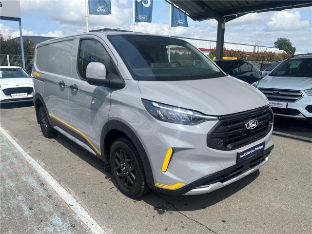 Ford Transit Custom image 3