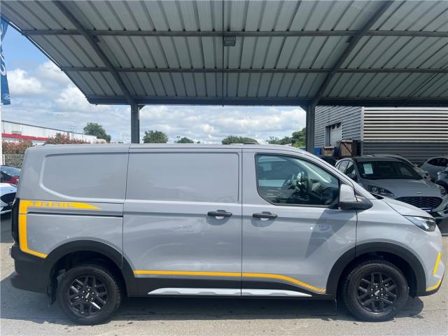 Ford Transit Custom image 2