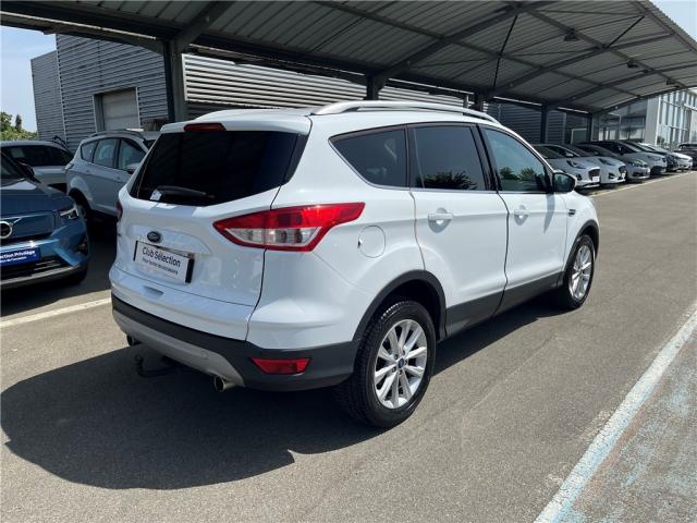 Ford Kuga image 9
