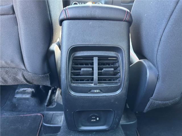 Ford Kuga image 4