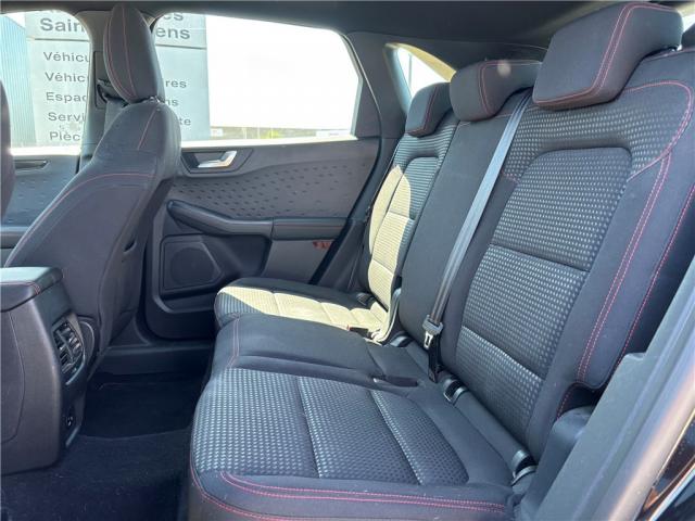 Ford Kuga image 9
