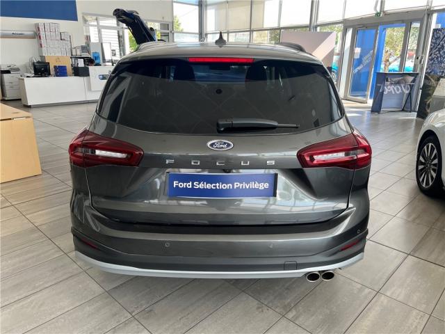 Ford Focus image 9