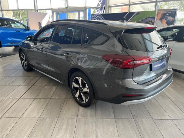 Ford Focus image 7