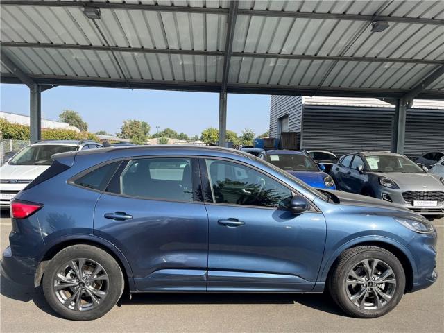 Ford Kuga image 1