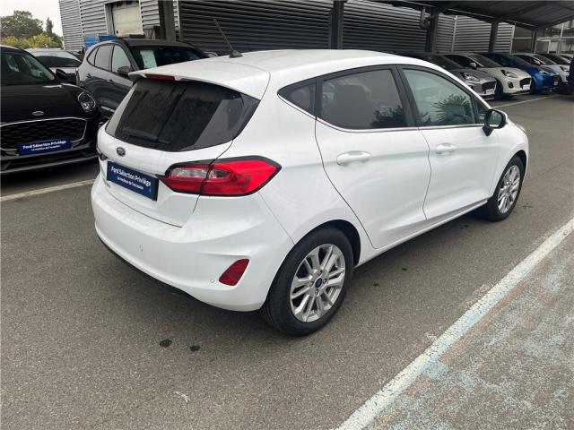 Ford Fiesta image 6
