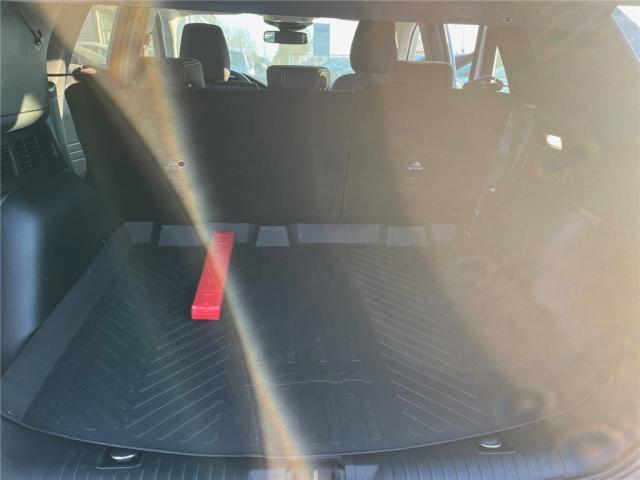 Ford Kuga image 8