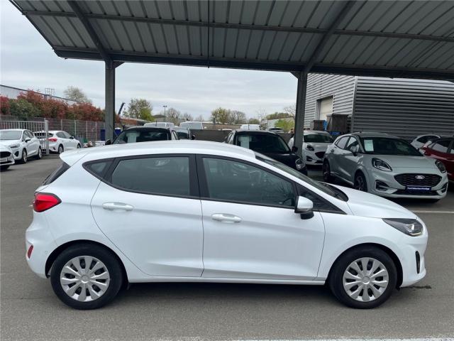 Ford Fiesta image 2