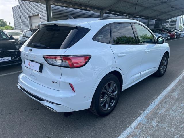 Ford Kuga image 4