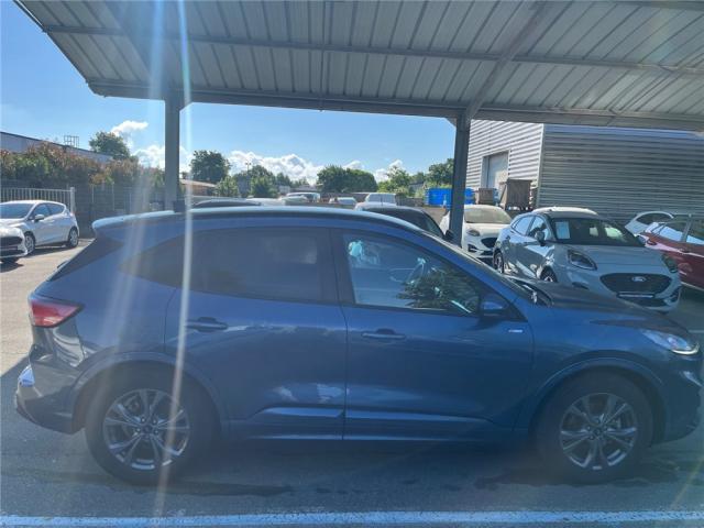 Ford Kuga image 8