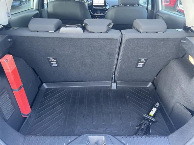 Ford Fiesta image 7