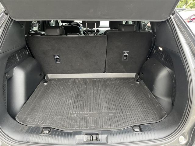 Ford Kuga image 8
