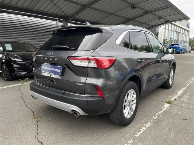 Ford Kuga image 9