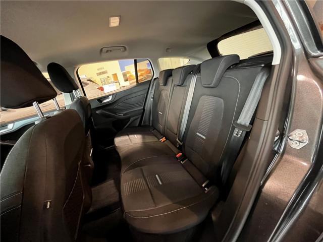 Ford Focus image 2