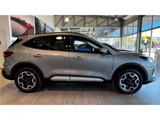 Ford Kuga image 5