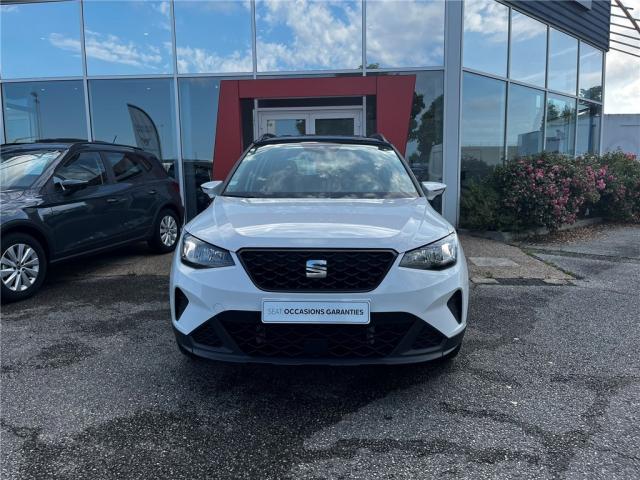 Seat Arona image 2