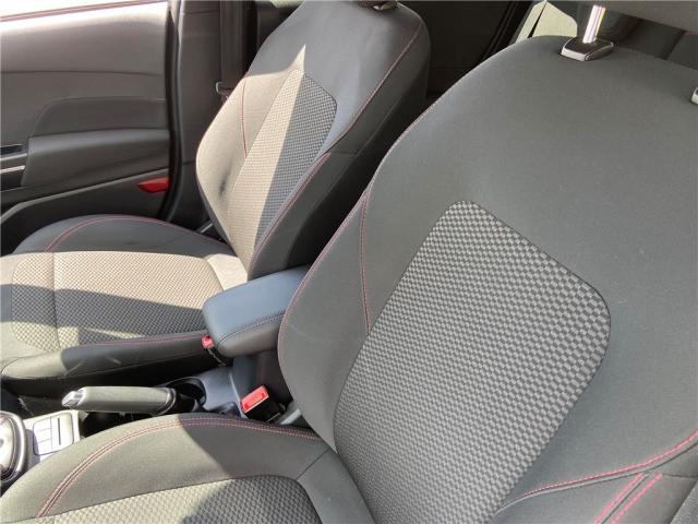 Ford Fiesta image 2