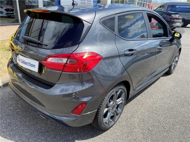 Ford Fiesta image 8