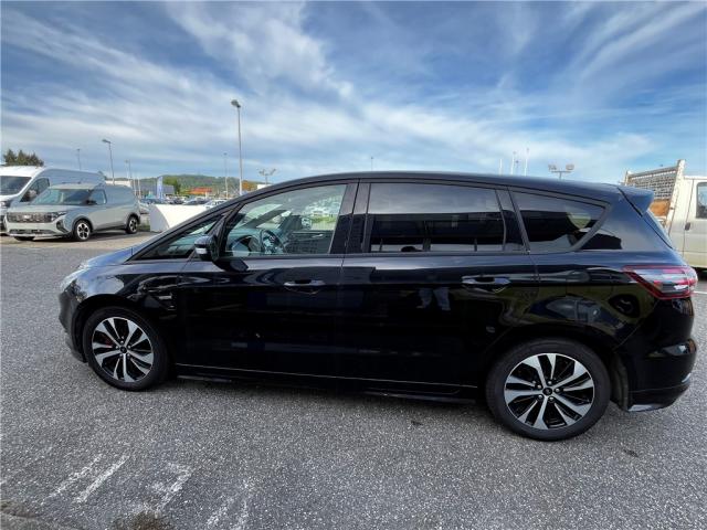Ford S-Max image 1