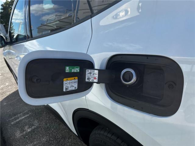 Ford Kuga image 3