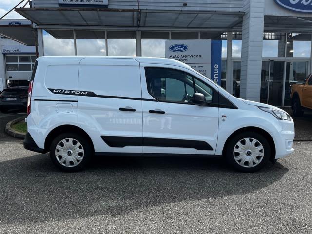 Ford Transit Connect image 6
