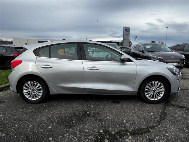 Ford Focus image 9