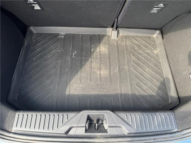 Ford Fiesta image 6