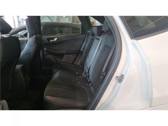 Ford Kuga image 7