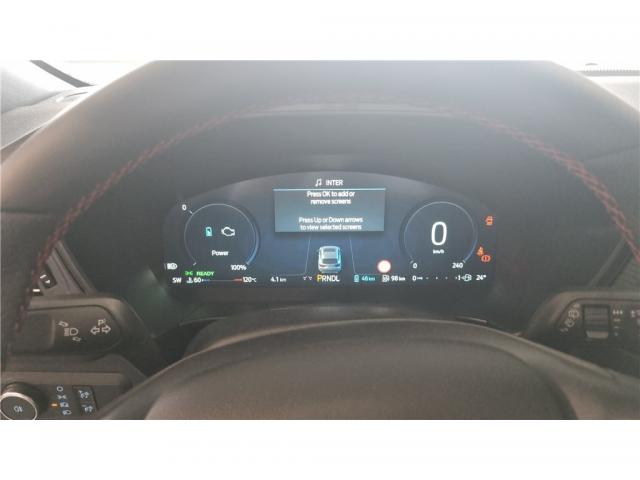 Ford Kuga image 9