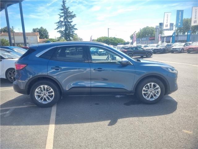 Ford Kuga image 4