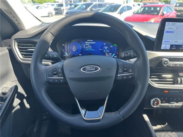 Ford Kuga image 7