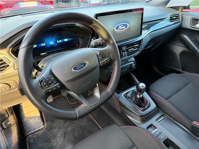 Ford Focus image 9