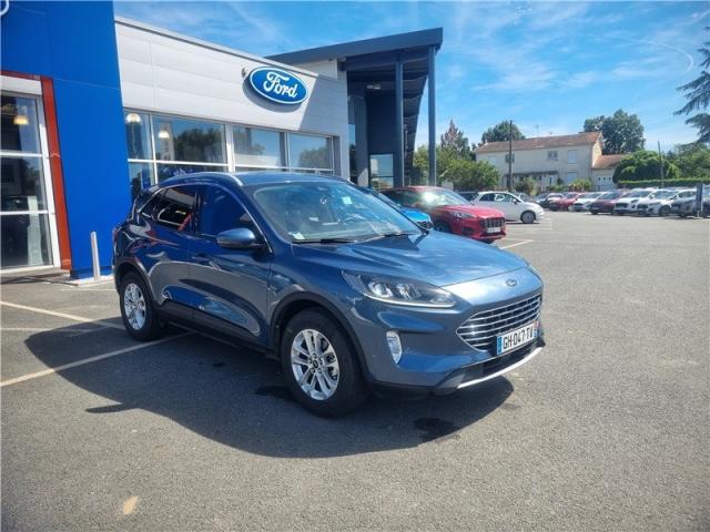 Ford Kuga image 3