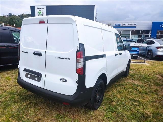 Ford Transit Courier image 1