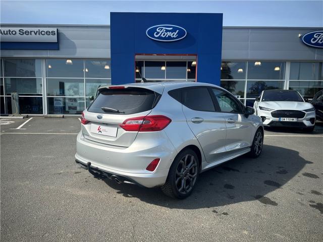 Ford Fiesta image 2