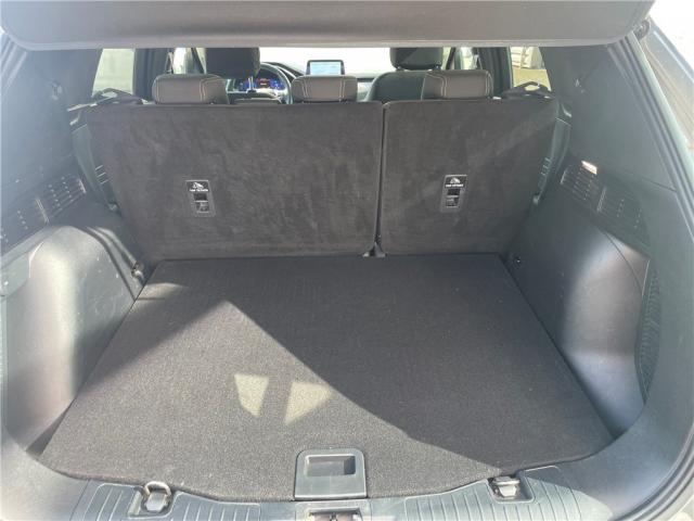 Ford Kuga image 8