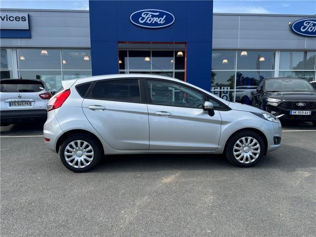 Ford Fiesta image 2