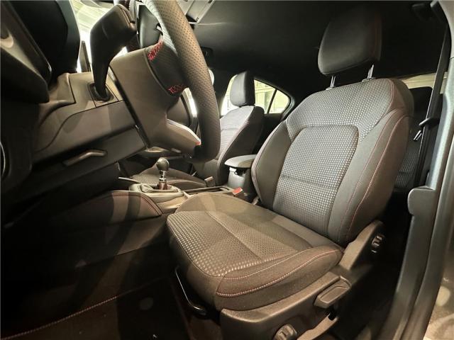 Ford Focus image 5