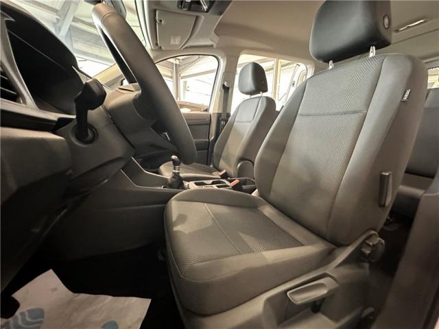 Ford Tourneo Connect image 8