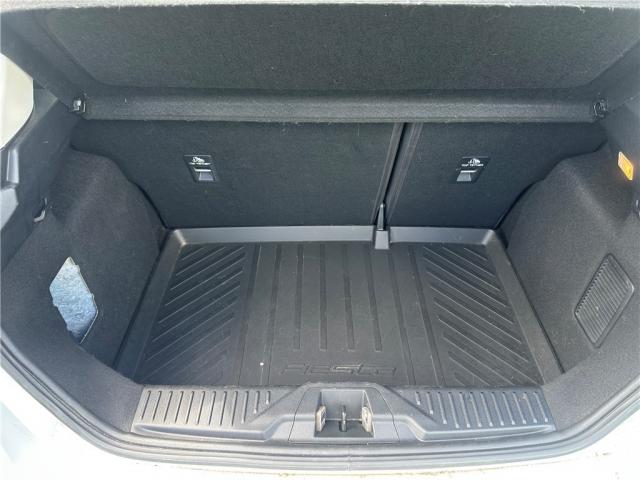 Ford Fiesta image 4