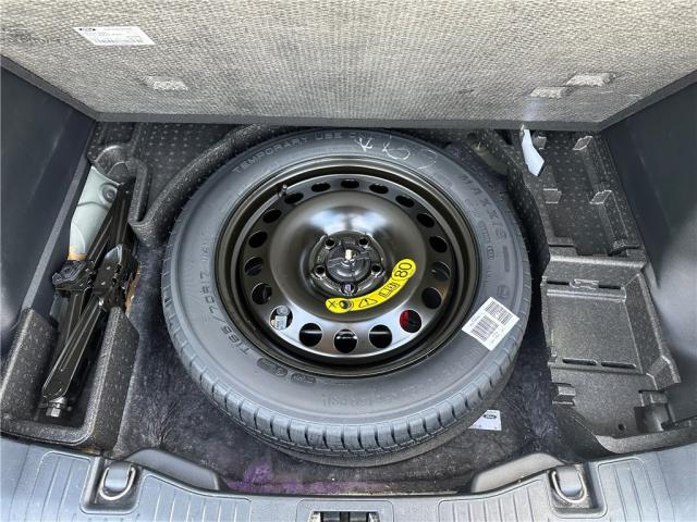 Ford Kuga image 9