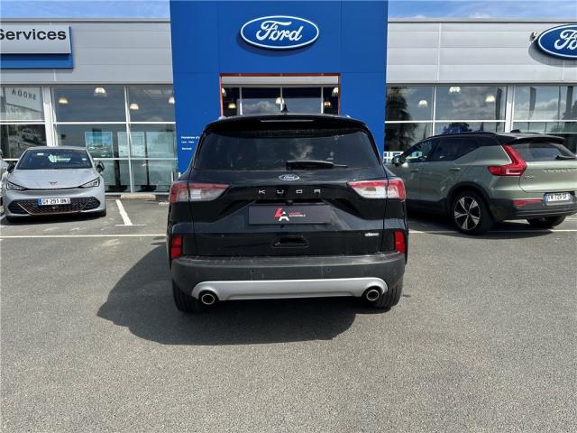 Ford Kuga image 4