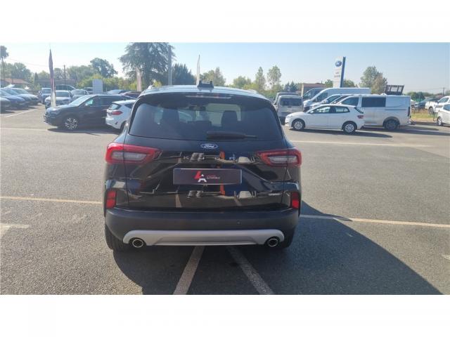 Ford Kuga image 1