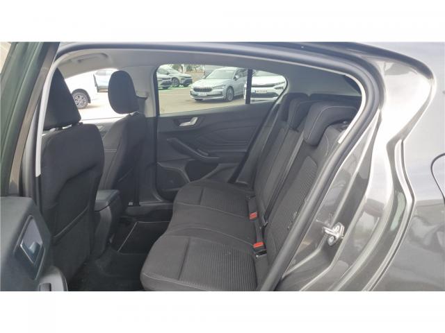 Ford Focus image 2