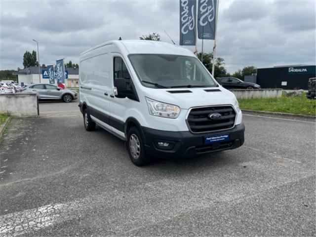 Ford Transit image 3