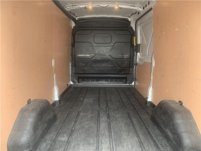 Ford Transit image 8
