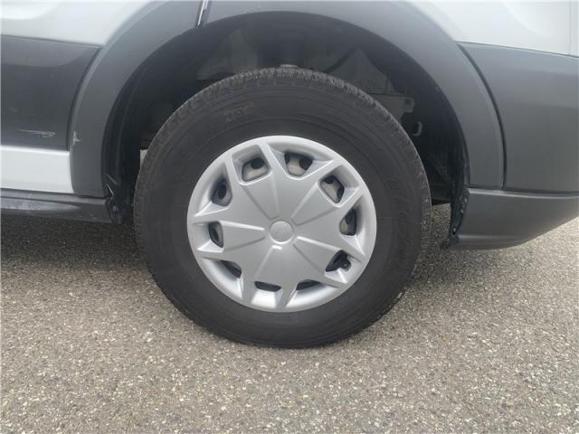 Ford Transit image 6