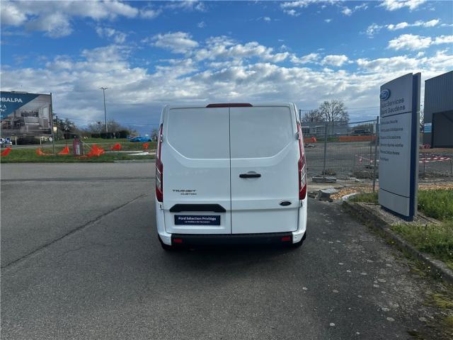 Ford Transit Custom image 6